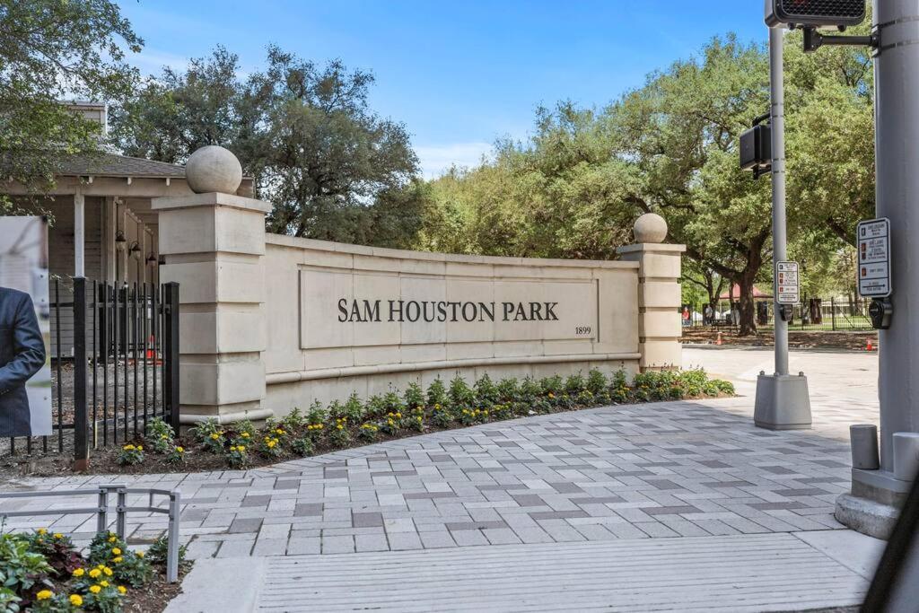 Historic Heights Cozy Nook Apartment Houston Exterior photo